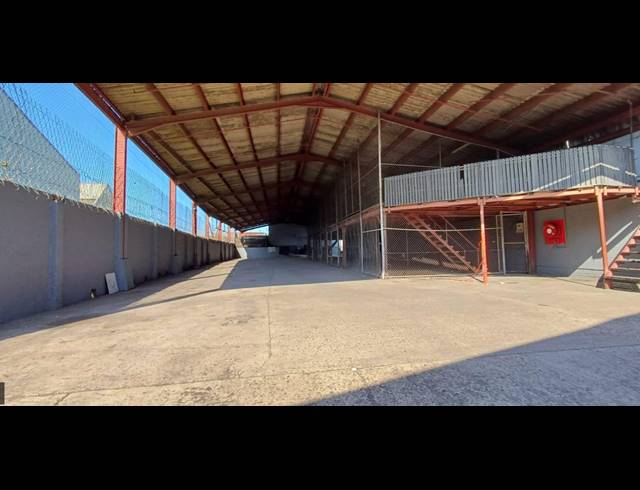 669M² WAREHOUSE TO LET IN CONGELLA